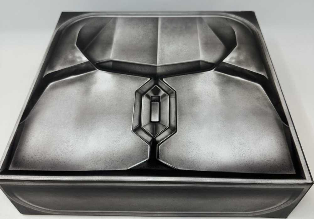 MONOPOLY® TV: STAR WARS - THE MANDALORIAN  (2-4) board game collectible [Barcode 630509974580] - Main Image 3