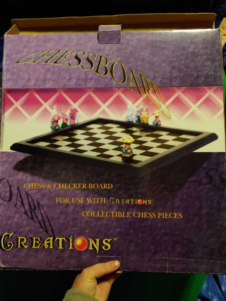 Chessboard  board game collectible [Barcode 718187113481] - Main Image 2