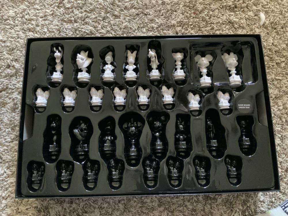 Mickey The True Original Collector’s Edition 90 Years  (2) board game collectible [Barcode 700304150332] - Main Image 3