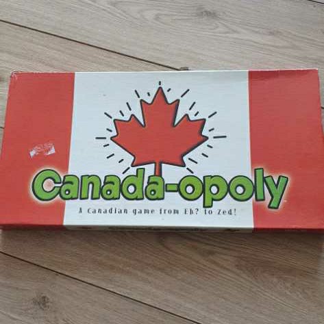 Canda-opoly  (2-6) board game collectible [Barcode 730799050206] - Main Image 1