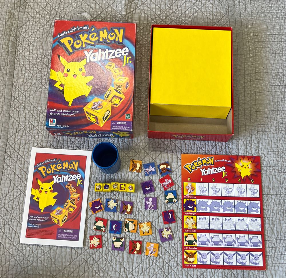 Pokémon Yahtzee Jr.  (2-4) board game collectible [Barcode 076930414033] - Main Image 3