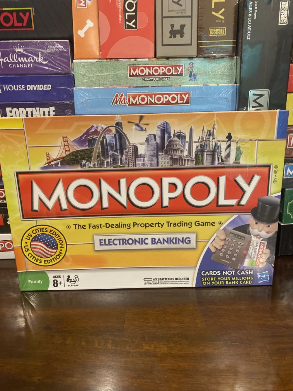 Monopoly Electronic Banking Edition  (2-4) board game collectible [Barcode 653569574729] - Main Image 2