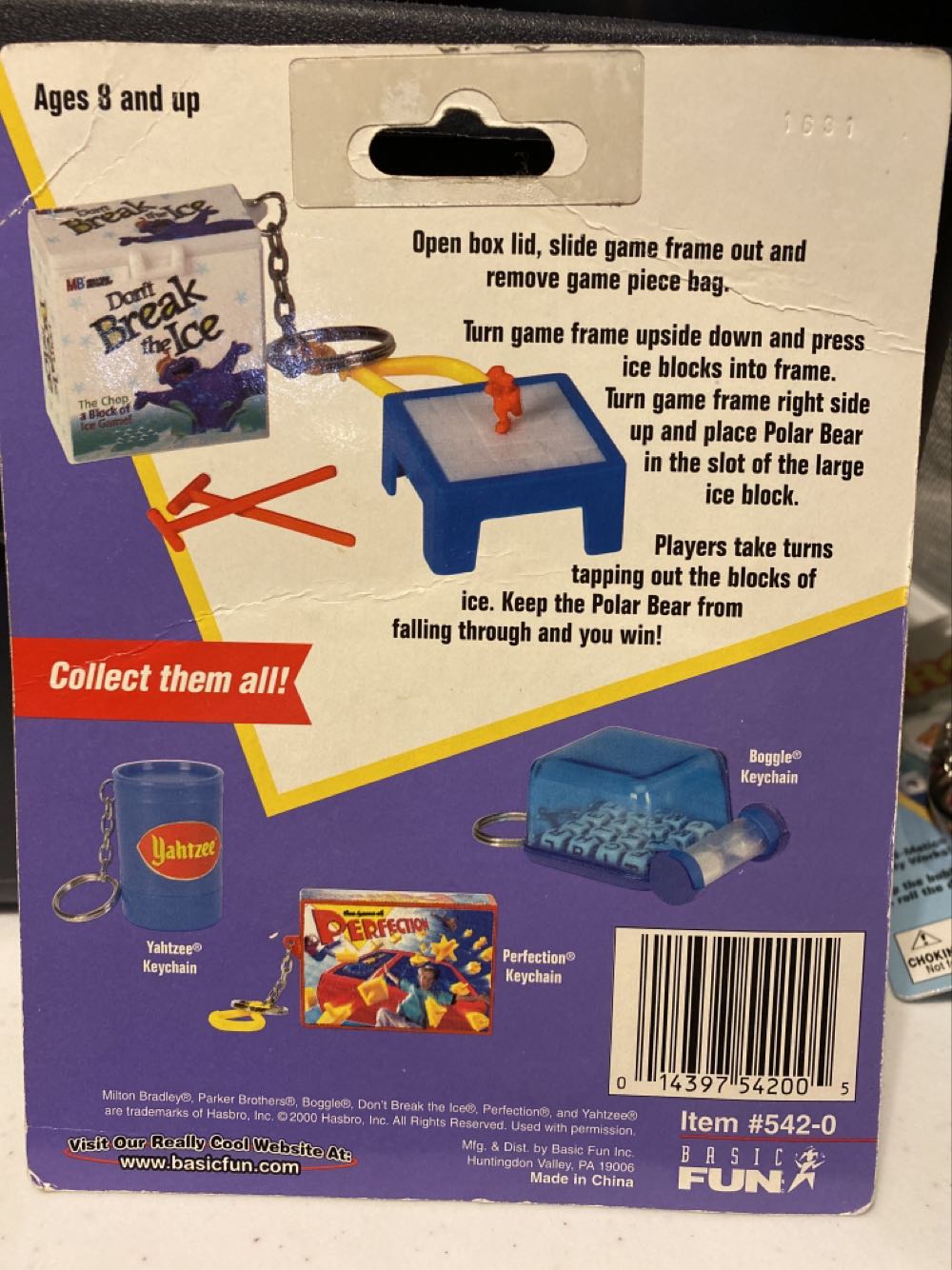 Don’t Break The Ice Keychain  board game collectible - Main Image 2