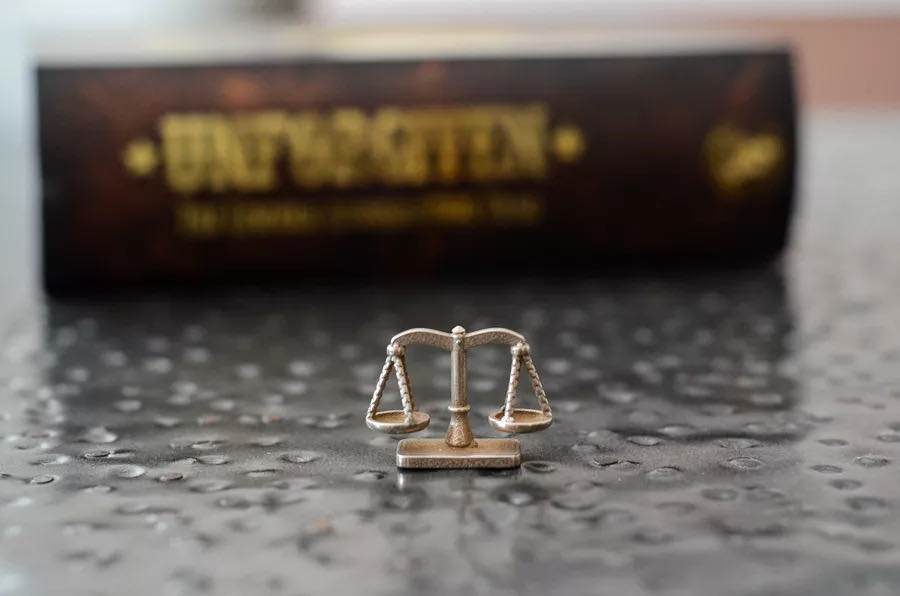 Unforgiven: The Lincoln Assassination Trial  (2) board game collectible [Barcode 672975311520] - Main Image 4