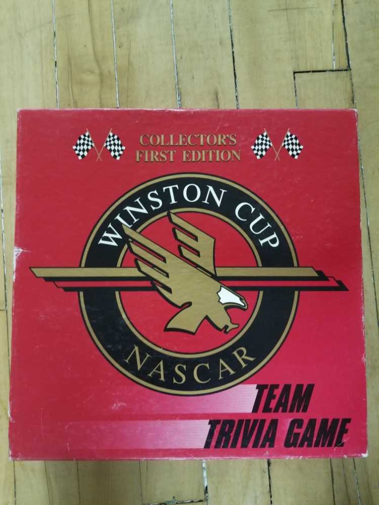 Johnny Lightning Monopoly Hummer H1 Light Green And White 1:64 Scale Die-cast Model Car