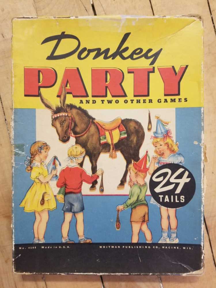 Pokemon Cards: Sword & Shield 4 Vivid Voltage Elite Pikachu Trainer Box Multicolor