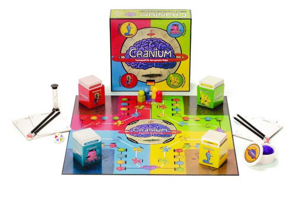 Cranium  (4+) board game collectible [Barcode 667792000016] - Main Image 3