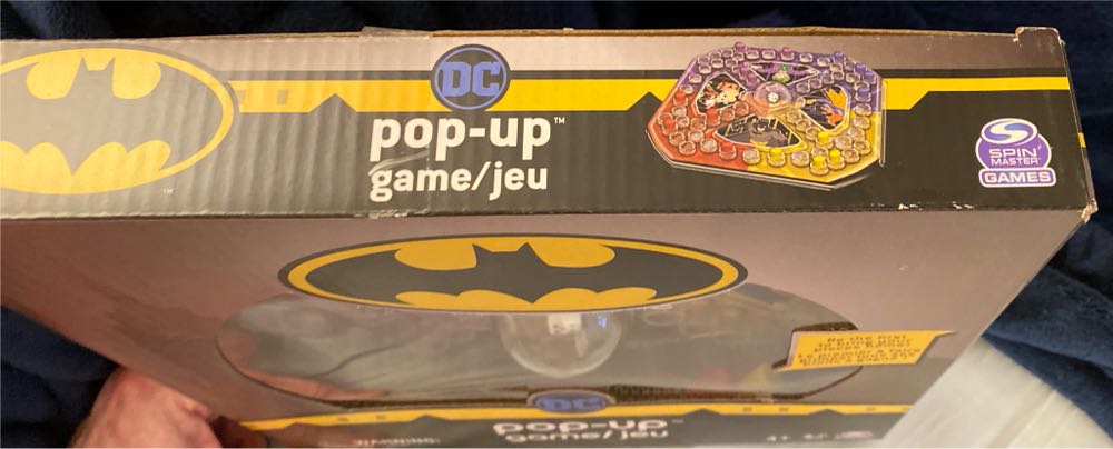 Batman Pop-up Canada  (2-4) board game collectible [Barcode 778988328132] - Main Image 3