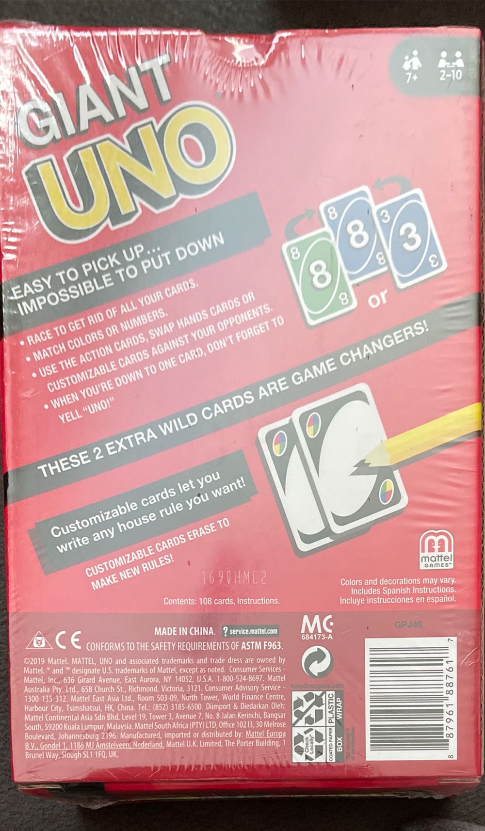 Uno: Giant  (2-10 Players) board game collectible [Barcode 887961887617] - Main Image 2