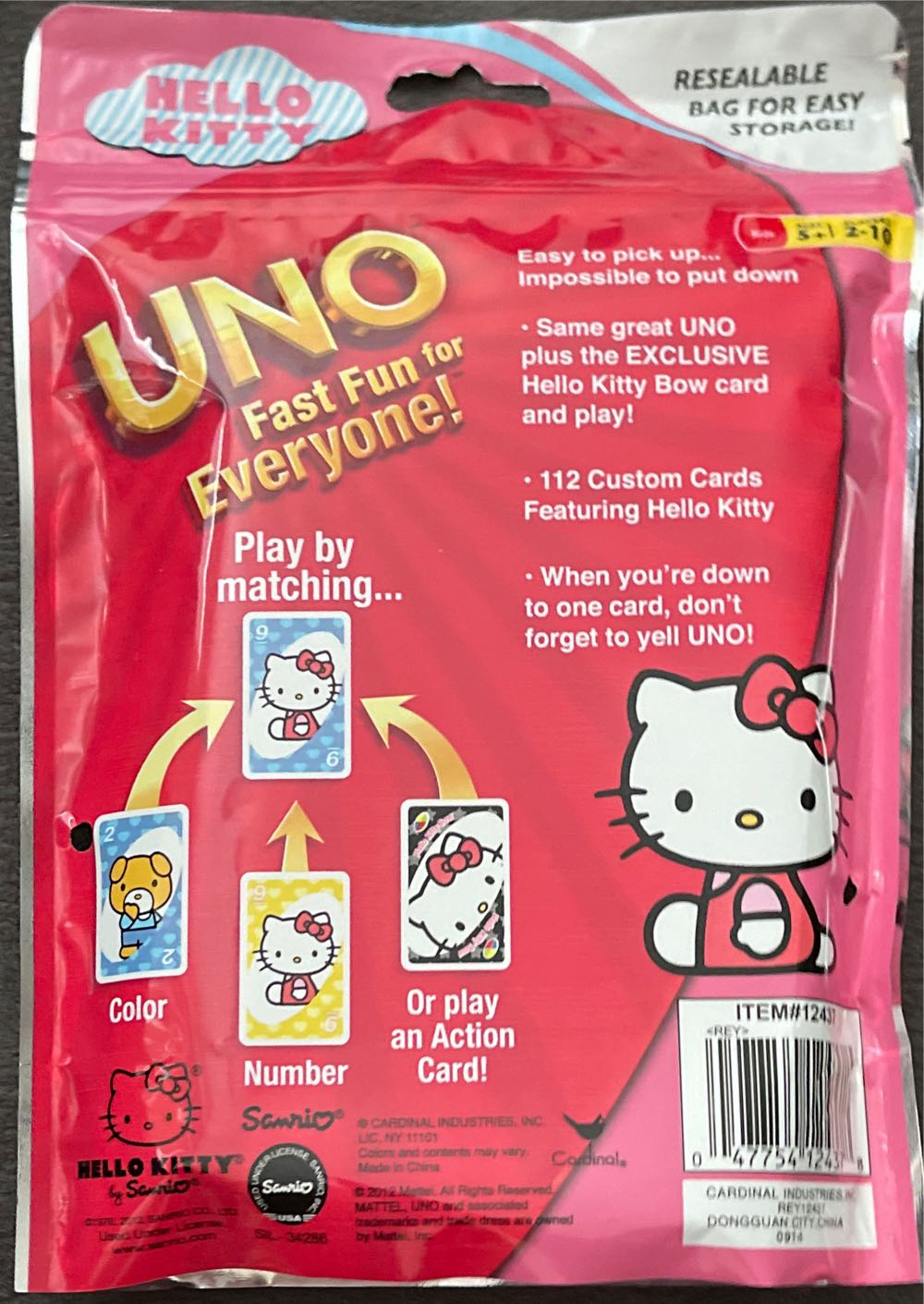 Uno: Hello Kitty  board game collectible - Main Image 2