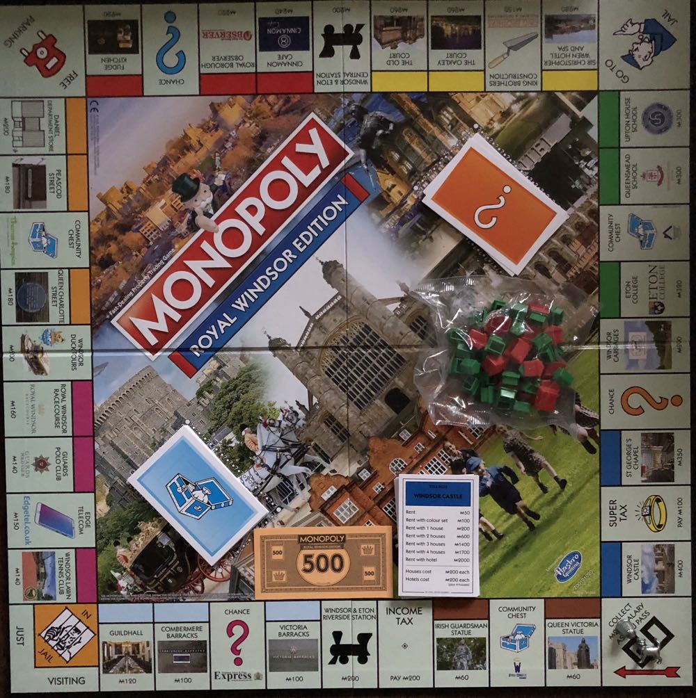 Royal Windsor  board game collectible [Barcode 5036905033312] - Main Image 2