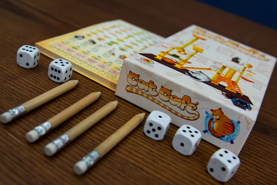 Cat Café  (2-4) board game collectible [Barcode 036000291452] - Main Image 3