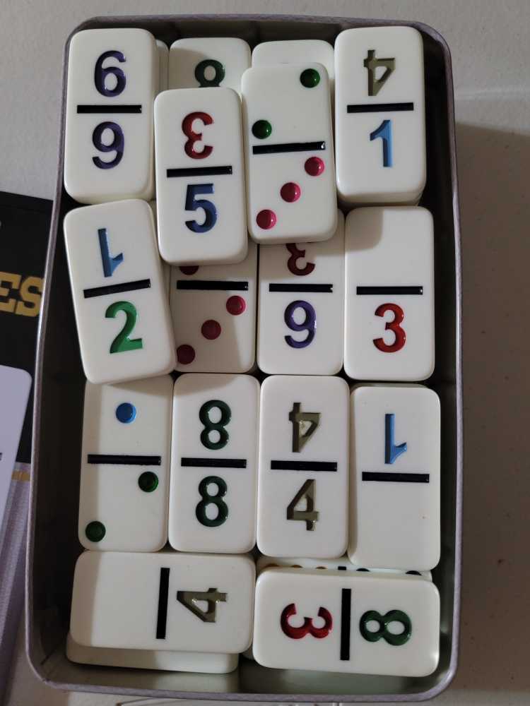 Dominoes - Double 9  (2-4) board game collectible [Barcode 047754851106] - Main Image 3