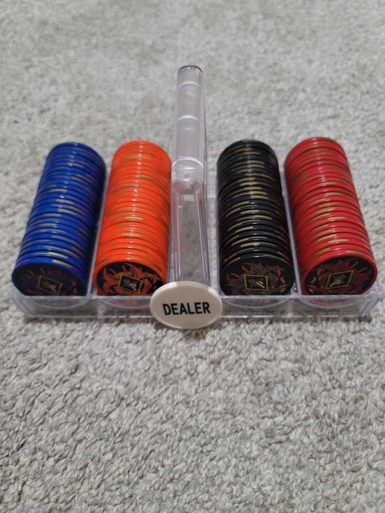 Professional Players Poker Chip Set  (3+) board game collectible - Main Image 2