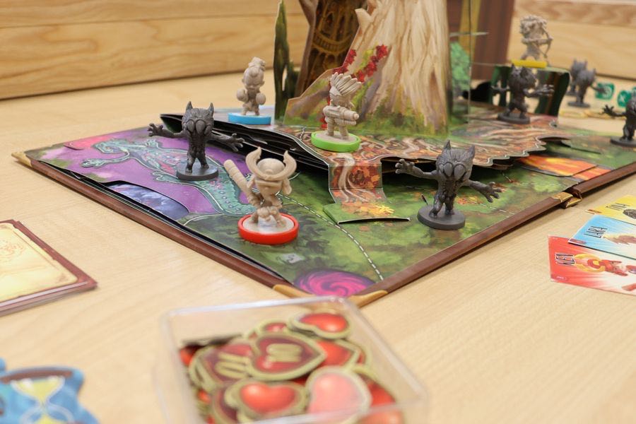 Wonder Book  (2-6) board game collectible - Main Image 2