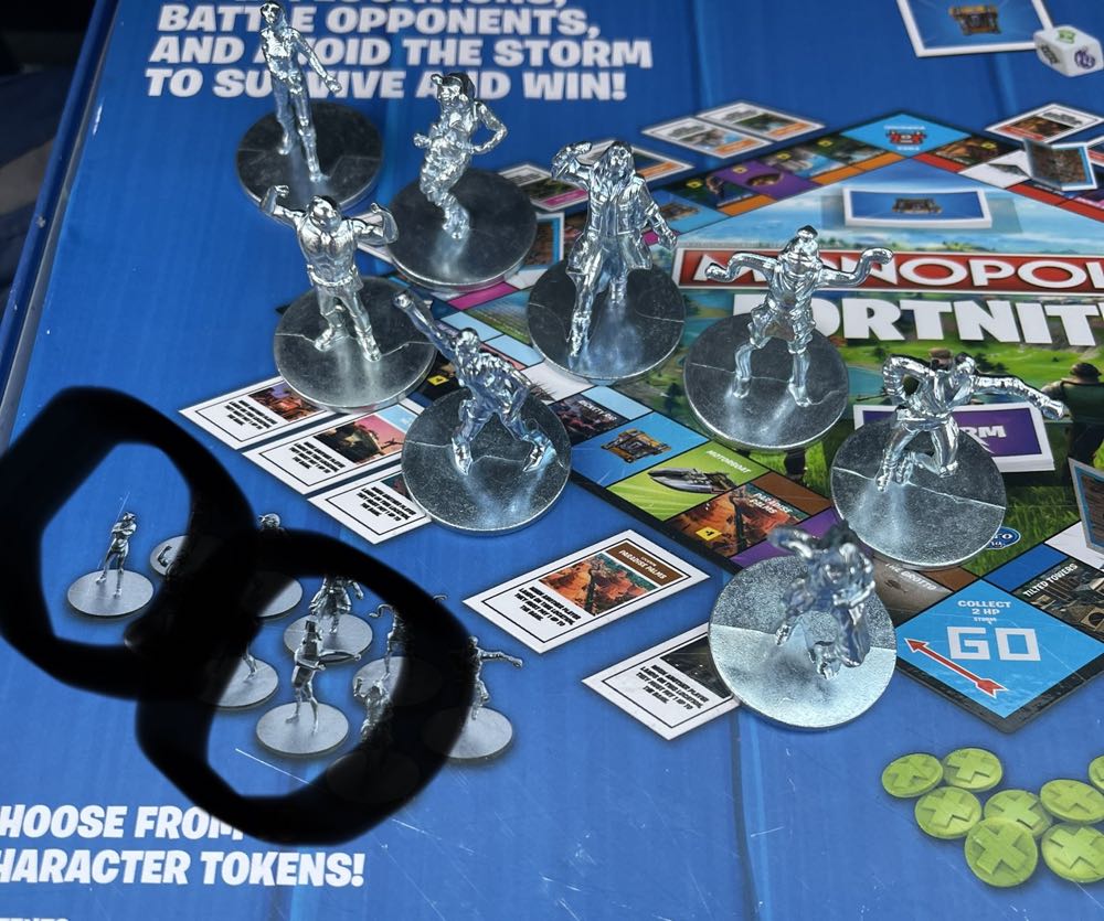 Fortnite Collector’s Edition Monopoly  (2-7) board game collectible [Barcode 195166143965] - Main Image 3