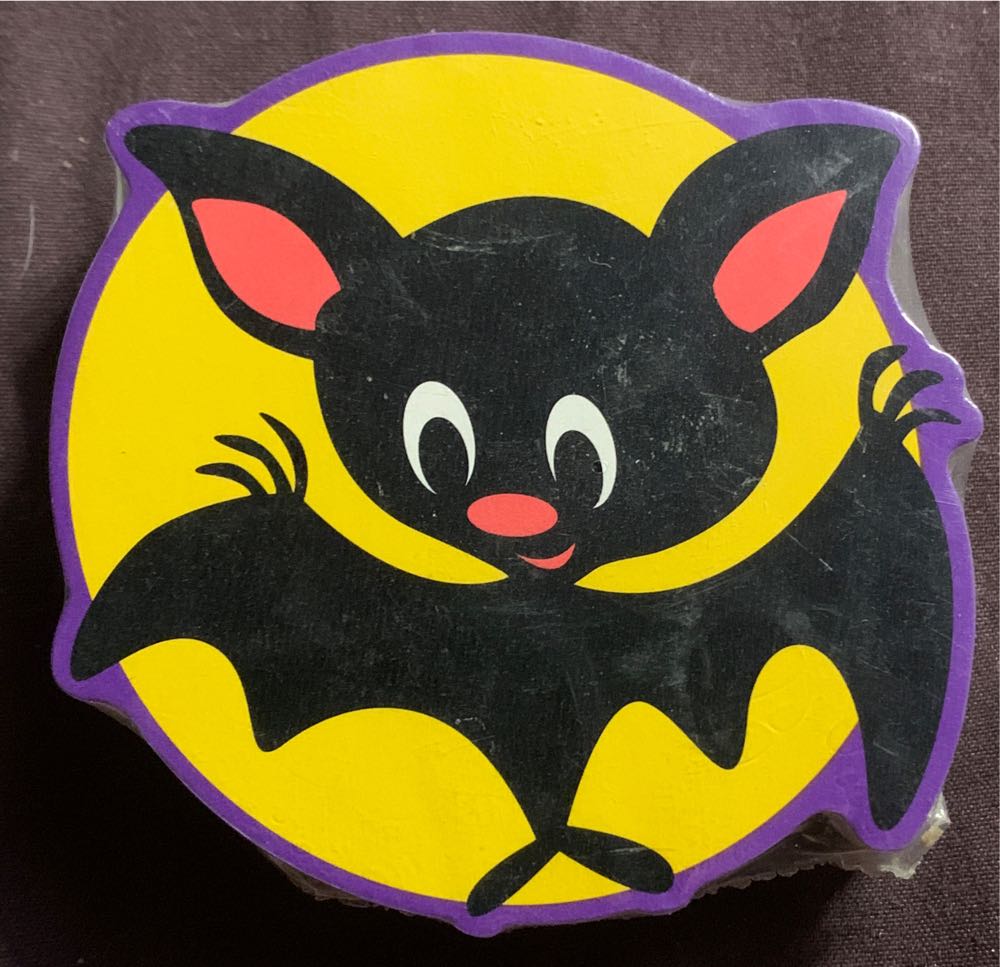 Cards: Halloween: Pumpkin & Bat Playing Cards  board game collectible [Barcode 073854010662] - Main Image 3