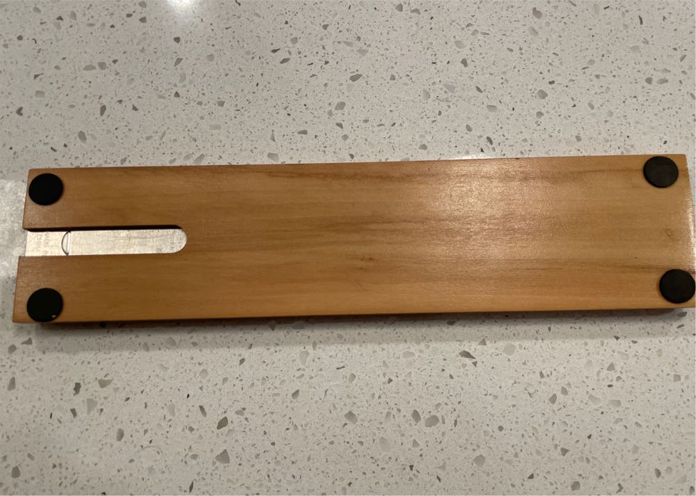 Hoyle No. 5020 Cribbage Board  (2 Twice Around) board game collectible - Main Image 2