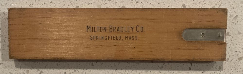 Milton Bradley Co. No. 4625 Cribbage Board  (2 Twice Around) board game collectible - Main Image 2