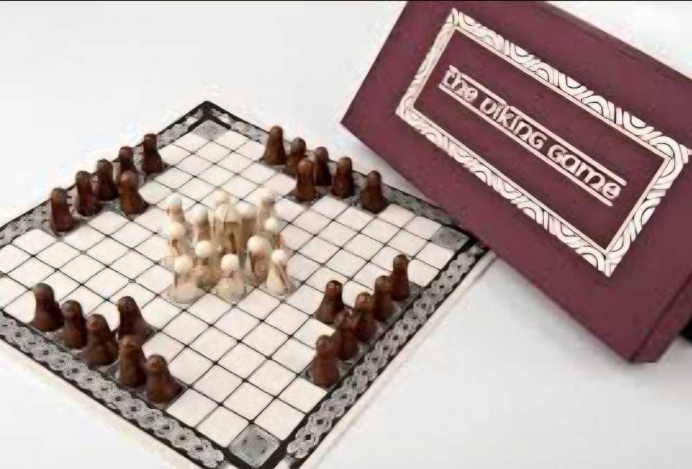 The Viking Game (Hnefatafl)  (2) board game collectible - Main Image 4