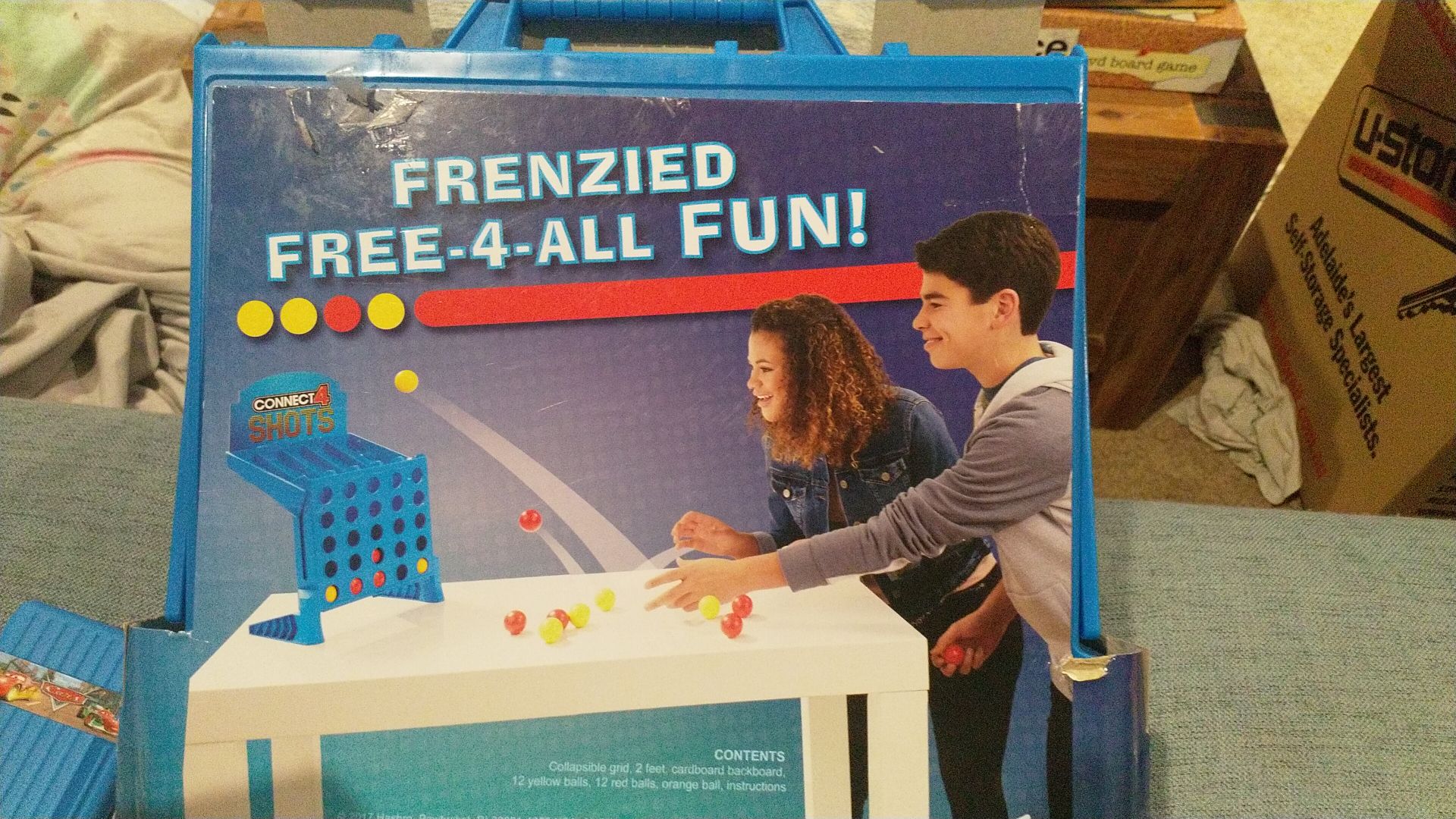 Connect 4 Shots  (2+) board game collectible [Barcode 630509733026] - Main Image 2