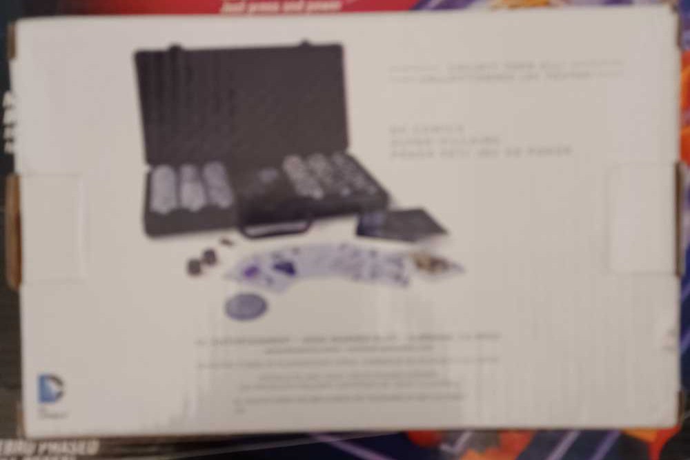 Dc Collectibles Dc Comics The Justice League: Starter Poker Set  board game collectible [Barcode 761941327105] - Main Image 2