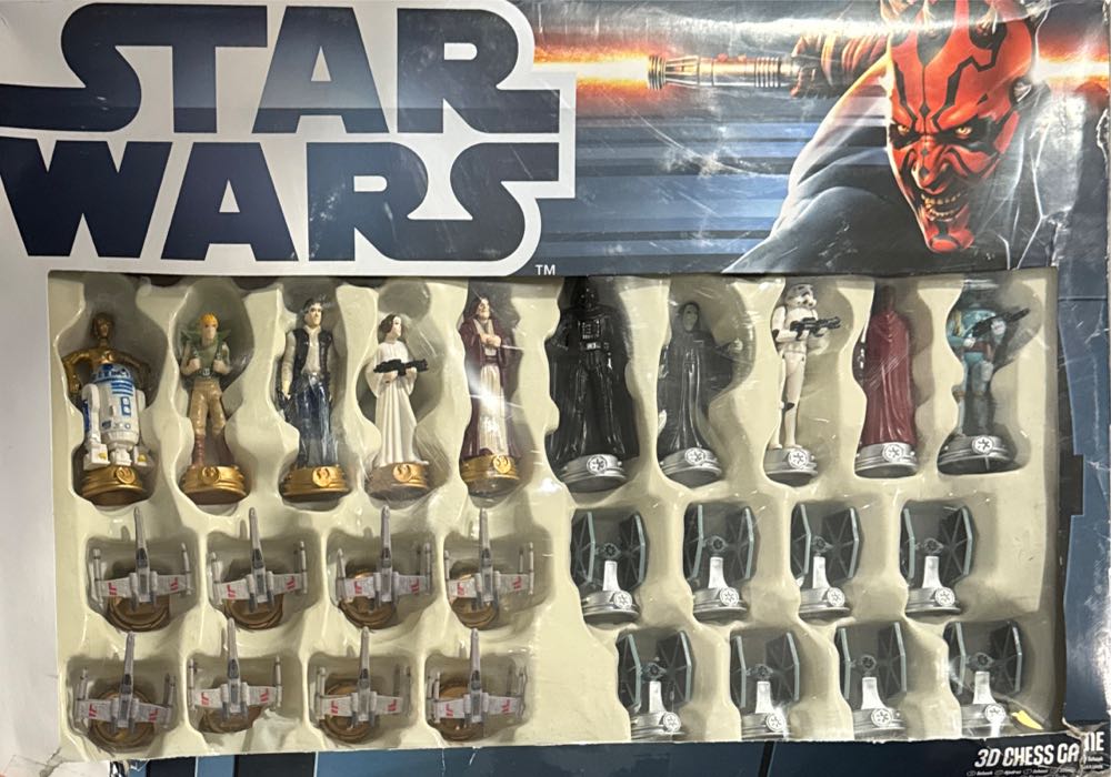 Star Trek Attack Wing Miranda Class 73586 Accessories Primed