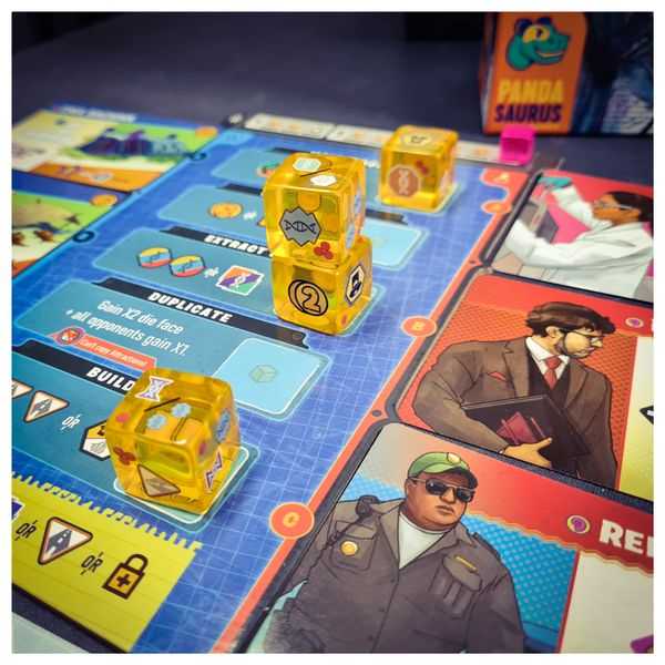 Dinosaur Island: Rawr N Write  (2-4) board game collectible [Barcode 854382007955] - Main Image 2