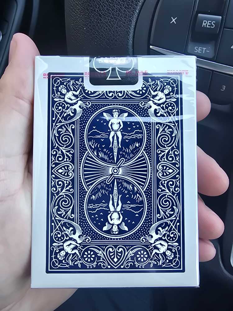 Bicycle Rider Back Blue  board game collectible [Barcode 073854008072] - Main Image 4