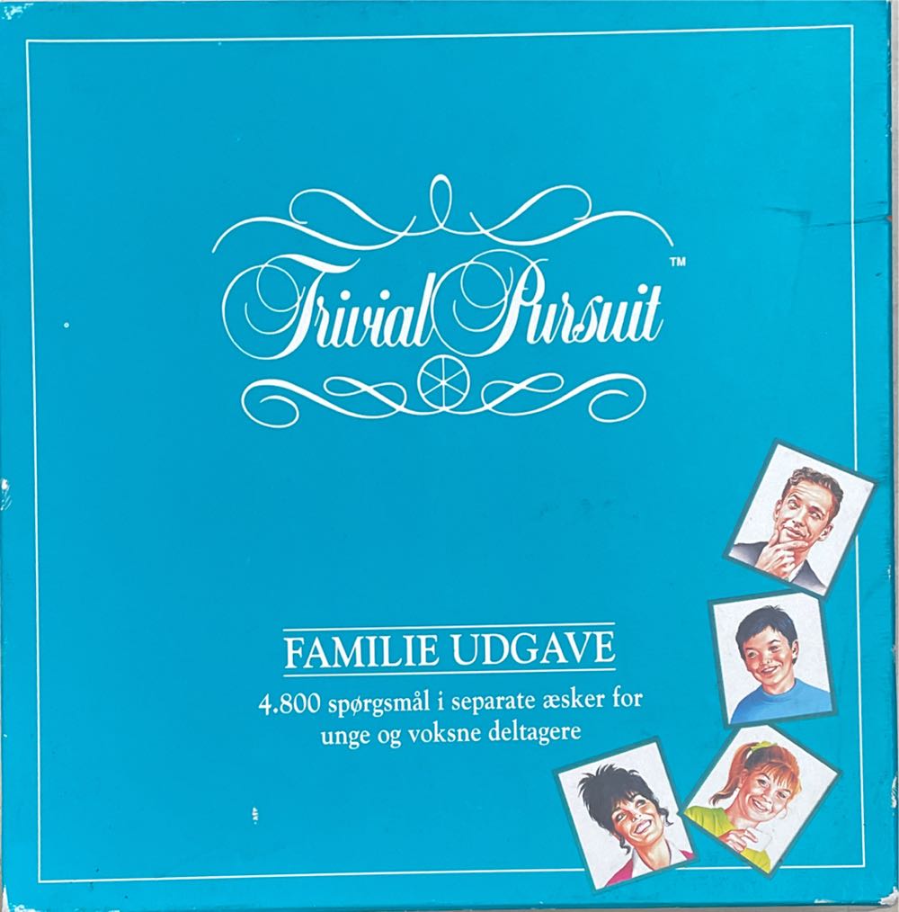 Tv Party Game: Ask Santa’s Magic Snow Globe