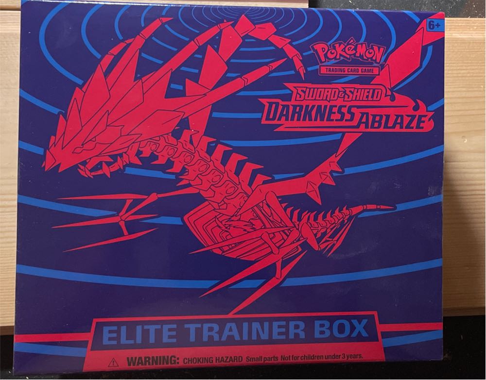 SWSH Darkness Ablaze ETB  board game collectible [Barcode 820650106927] - Main Image 2