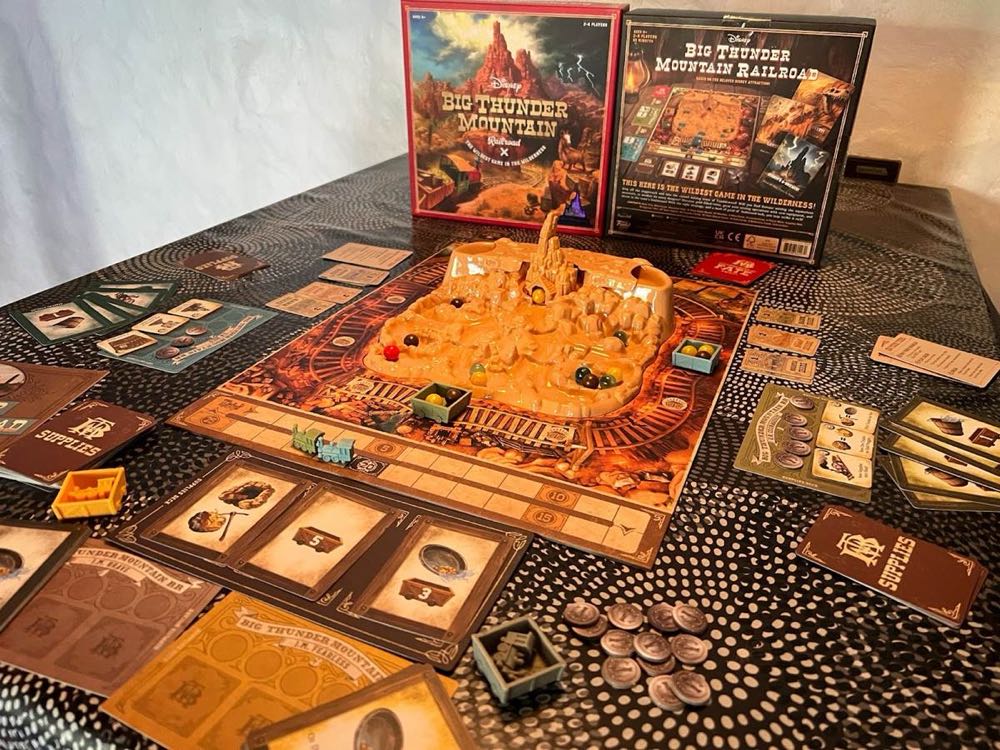 Big Thunder Mountain Railroad  (2-4) board game collectible [Barcode 889698604970] - Main Image 3