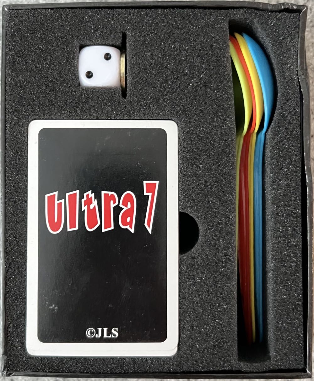 Ultra 7  (3-5) board game collectible [Barcode 748252168795] - Main Image 3