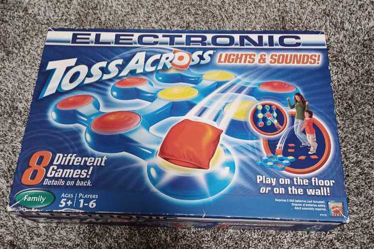 Electronic Toss Across Game  board game collectible [Barcode 027084724677] - Main Image 1