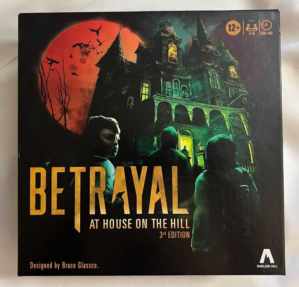 Betrayal at the House on the Hill  (3-6) board game collectible [Barcode 5010993929238] - Main Image 4