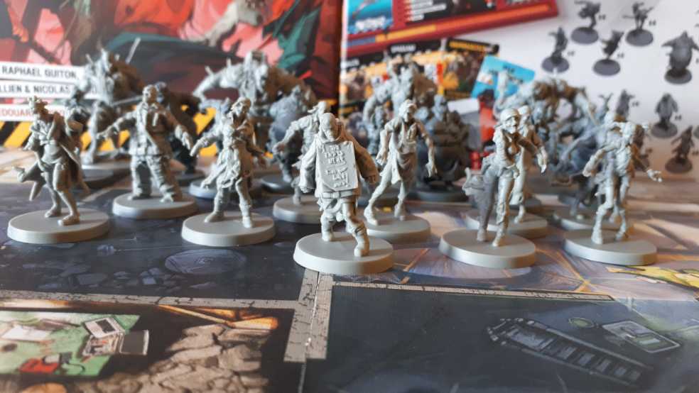 Zombicide: 2nd Edition  - All Out Pledge  (1-6) board game collectible [Barcode 5902560383928] - Main Image 3