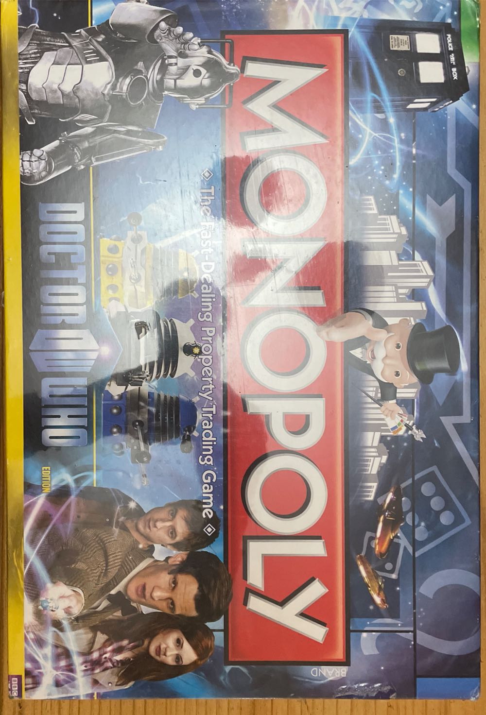 EXIT 5 - LA ISLA OLVIDADA