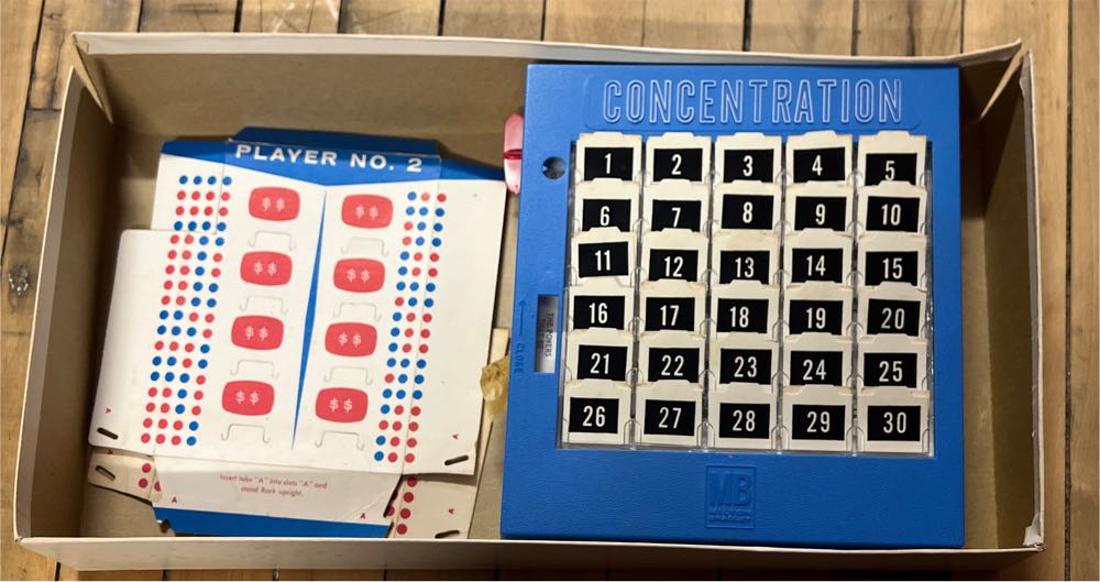 Concentration 12th Edition  board game collectible - Main Image 2