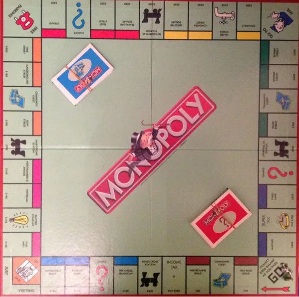 Monopoly 2002  board game collectible - Main Image 2