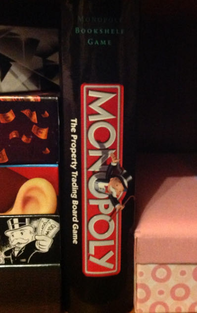 Bookshelf  board game collectible - Main Image 3