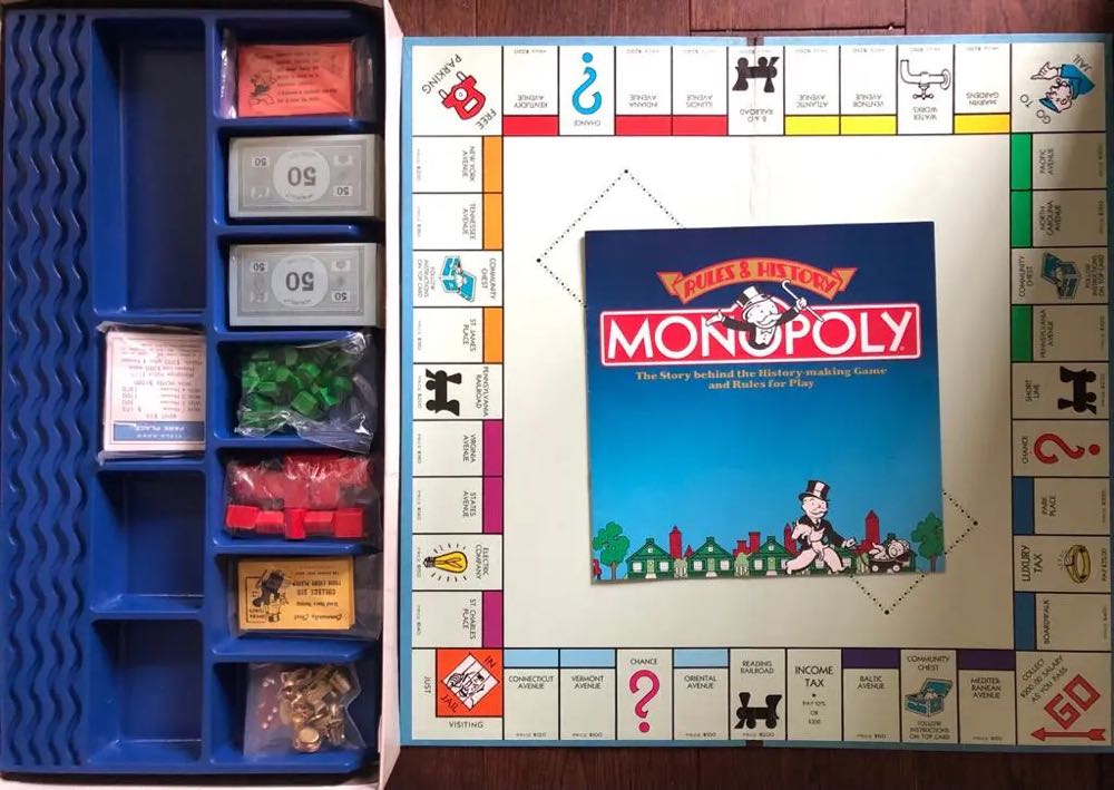 Deluxe Anniversary [USA]  board game collectible - Main Image 2