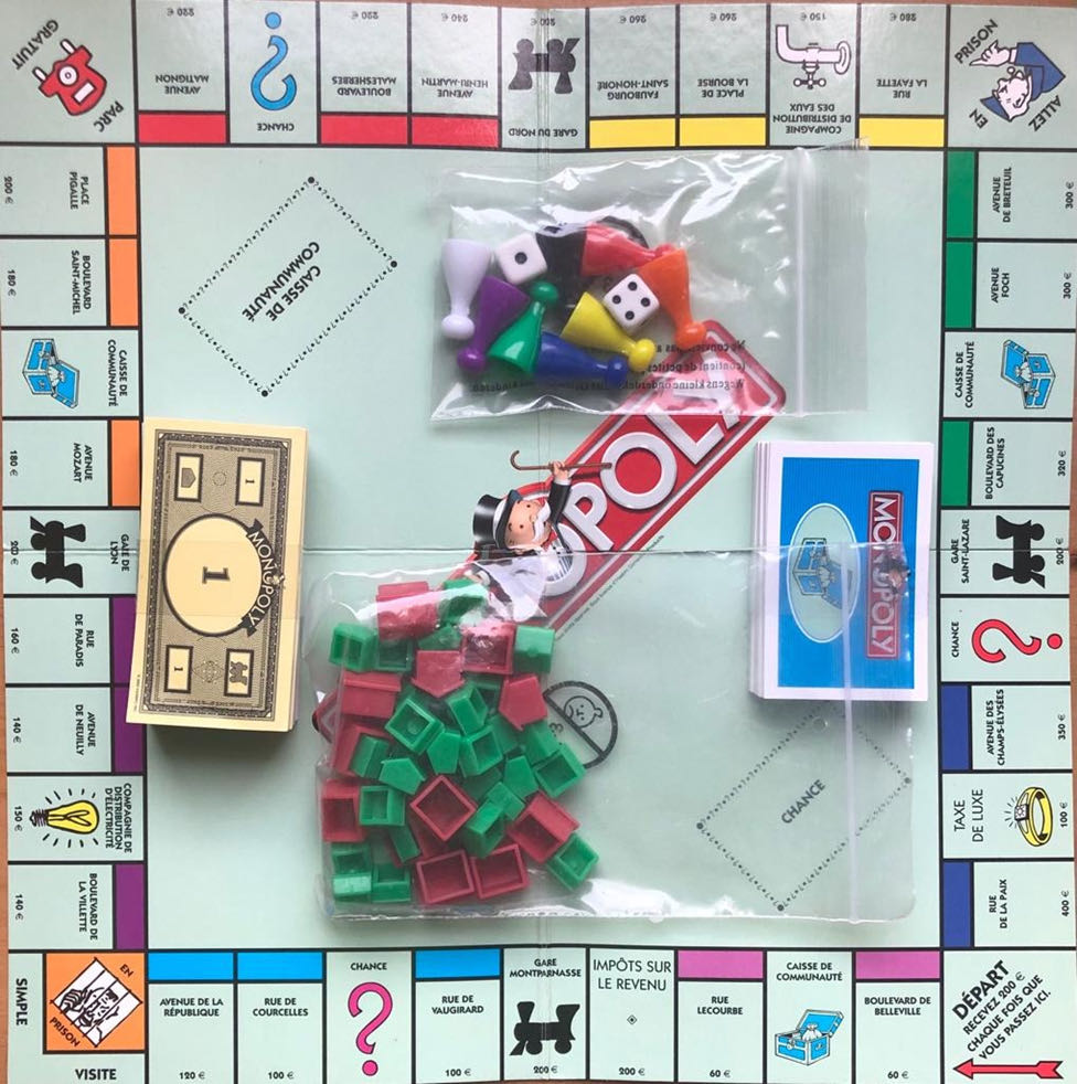 Monopoly 2002 [FR]  board game collectible - Main Image 2