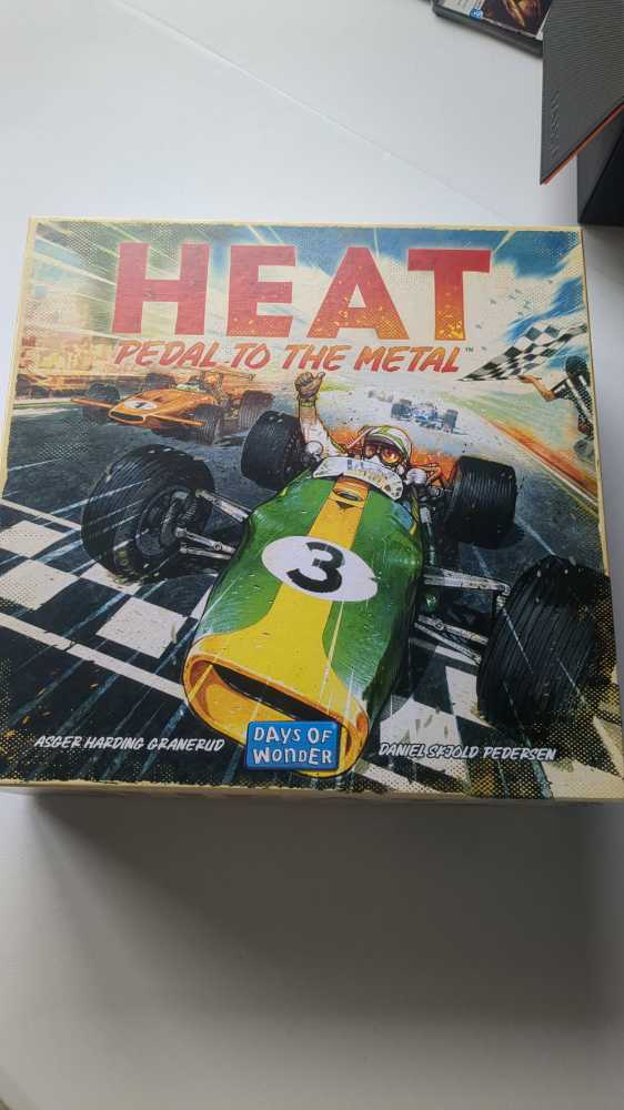 Heat: Pedal to the Metal  (6) board game collectible [Barcode 824968091012] - Main Image 4