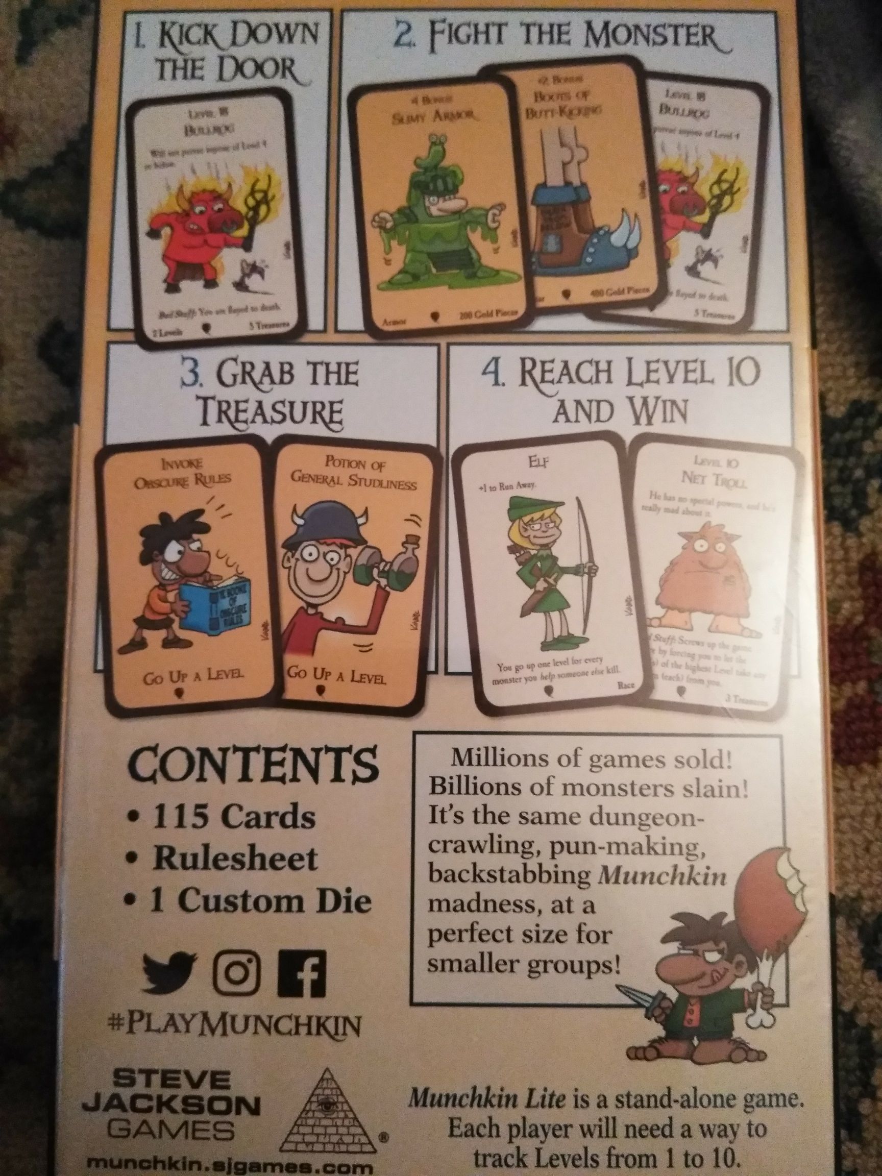 Munchkin Lite  (3-4) board game collectible [Barcode 091037863416] - Main Image 2