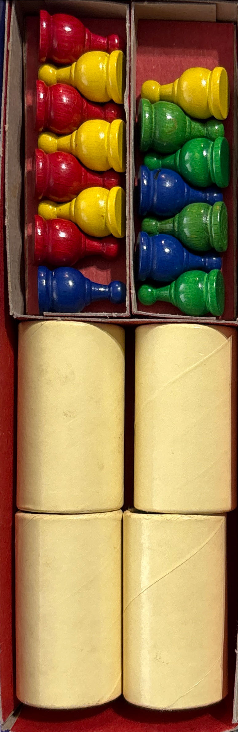 Parcheesi  (2-4) board game collectible [Barcode 071404361042] - Main Image 3