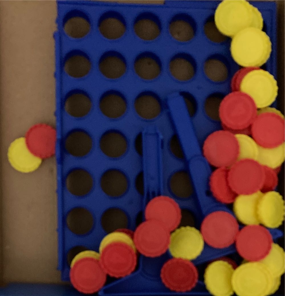 Connect 4  (2) board game collectible [Barcode 195166160085] - Main Image 3
