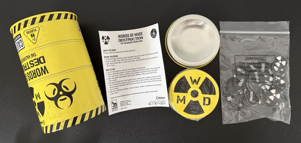 Words Of Mass Destruction The Hazardous Word Game  (2+) board game collectible [Barcode 5055964721633] - Main Image 4