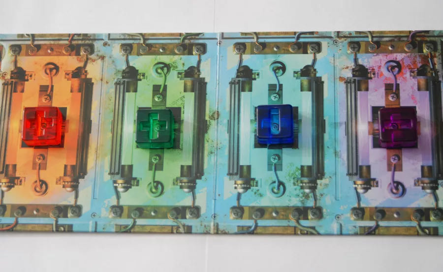 Voltage  (2) board game collectible [Barcode 027084192841] - Main Image 3