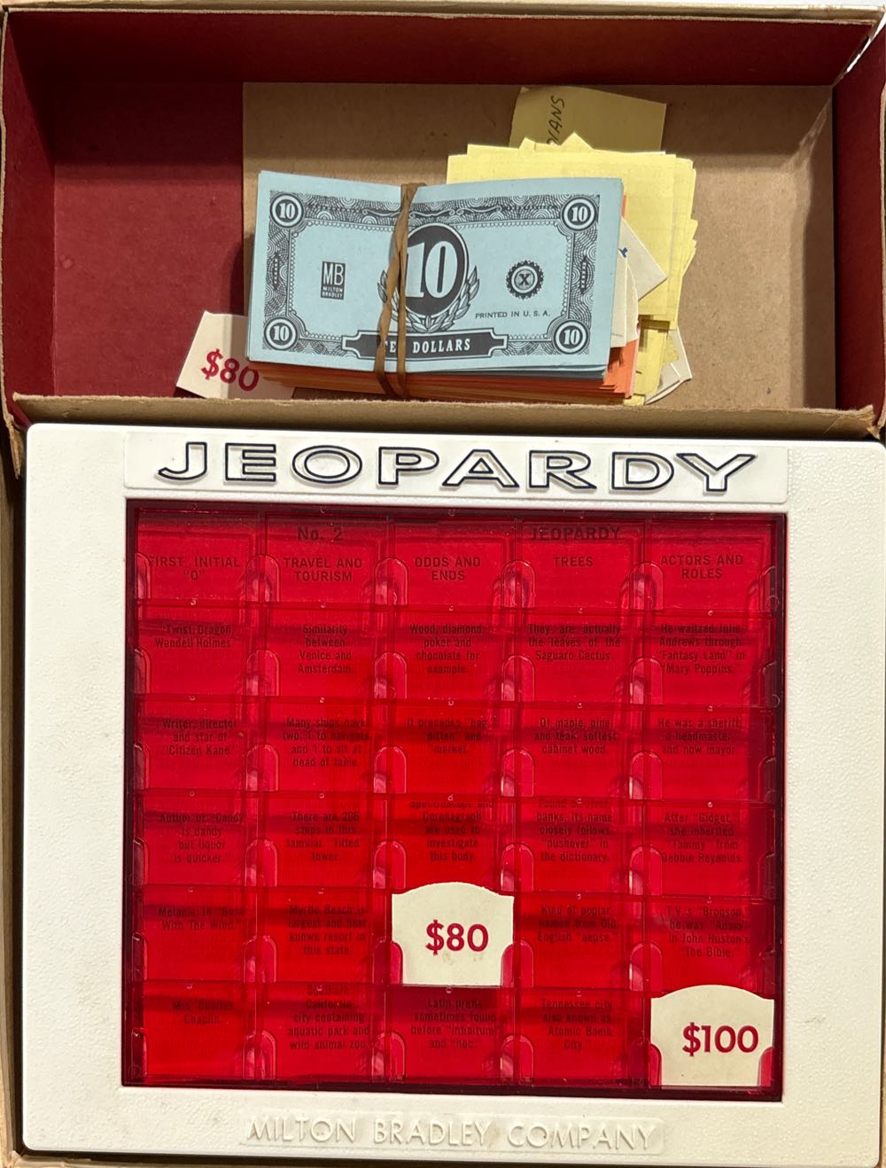 Jeopardy  (3-5) board game collectible - Main Image 4