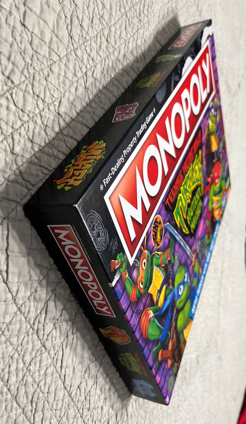 Monopoly - Teenage Mutant Ninja Turtles Mutant Mayhem  (2 - 4) board game collectible [Barcode 195166233925] - Main Image 4